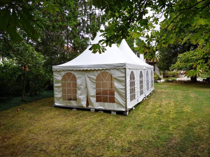 Exemple 2 pagodes accolées soit  5m x 10m