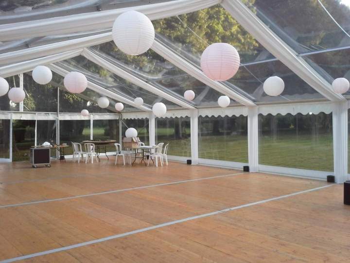 Tente cristal avec lanternes suspendues Île-de-France